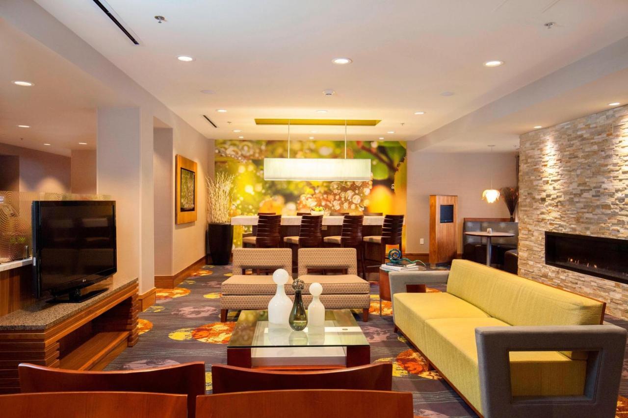 Courtyard By Marriott Ithaca Airport/University Eksteriør bilde