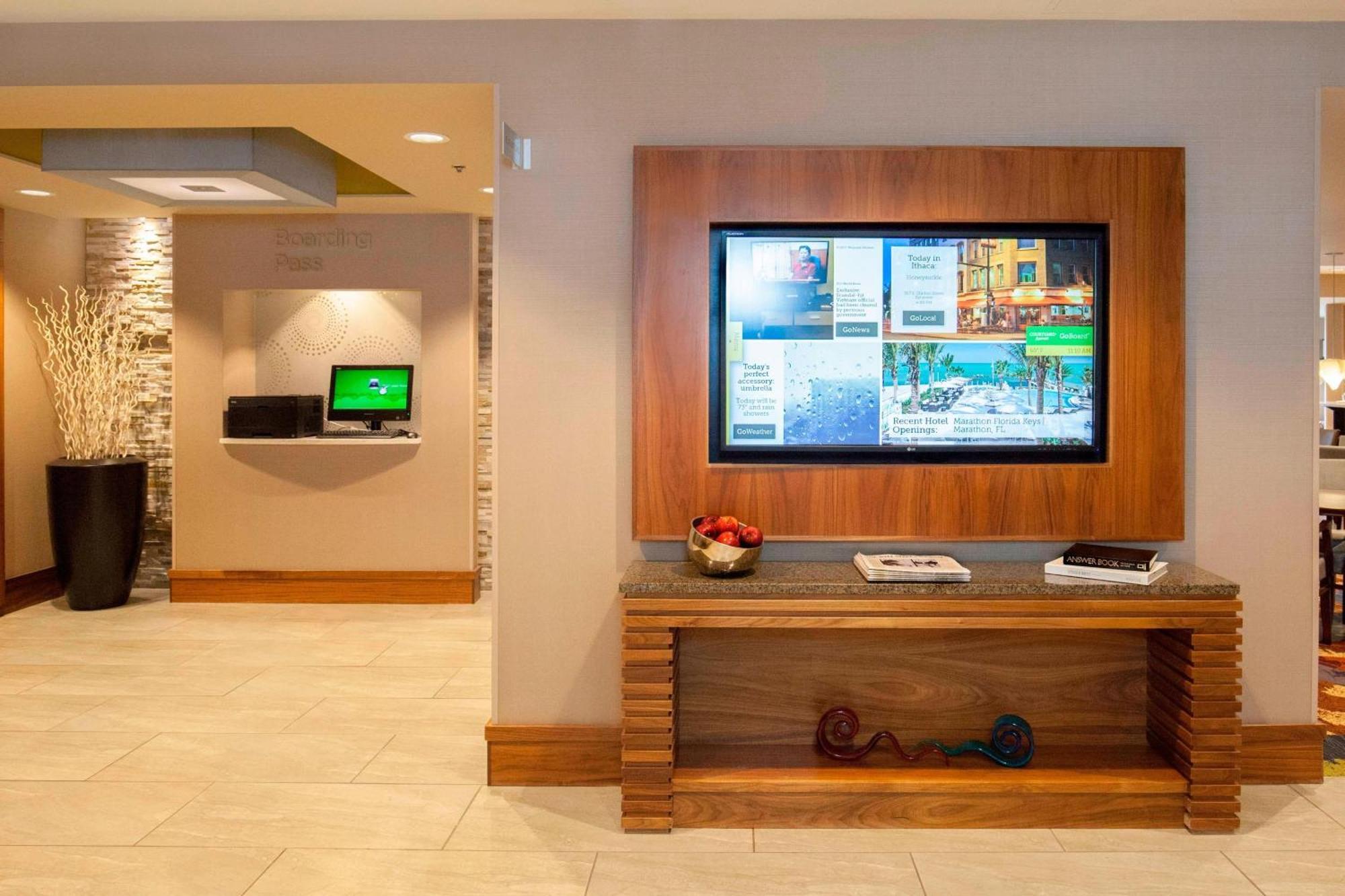 Courtyard By Marriott Ithaca Airport/University Eksteriør bilde