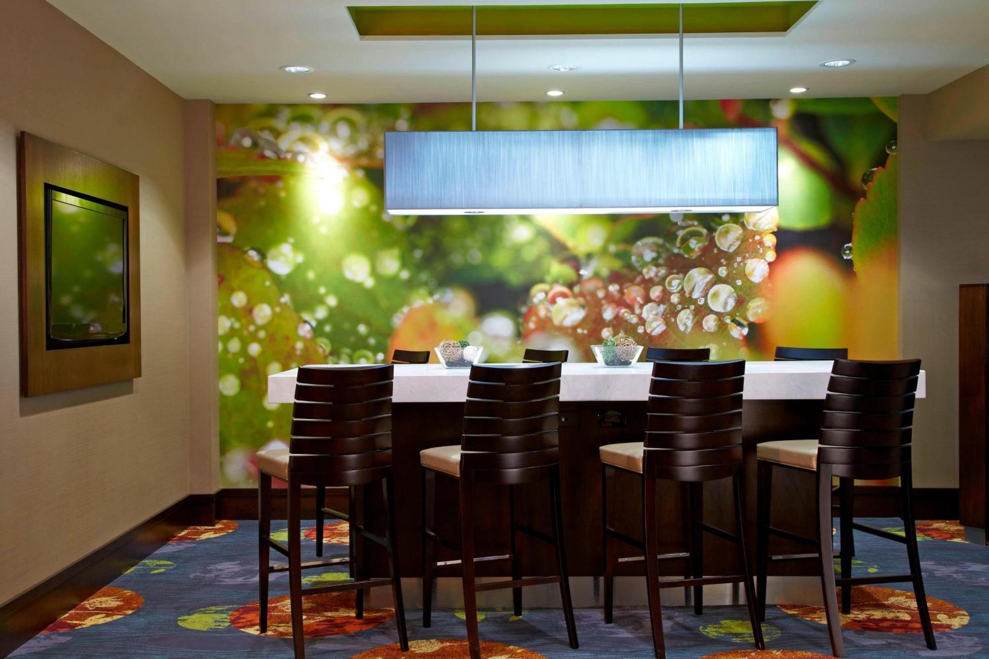 Courtyard By Marriott Ithaca Airport/University Eksteriør bilde