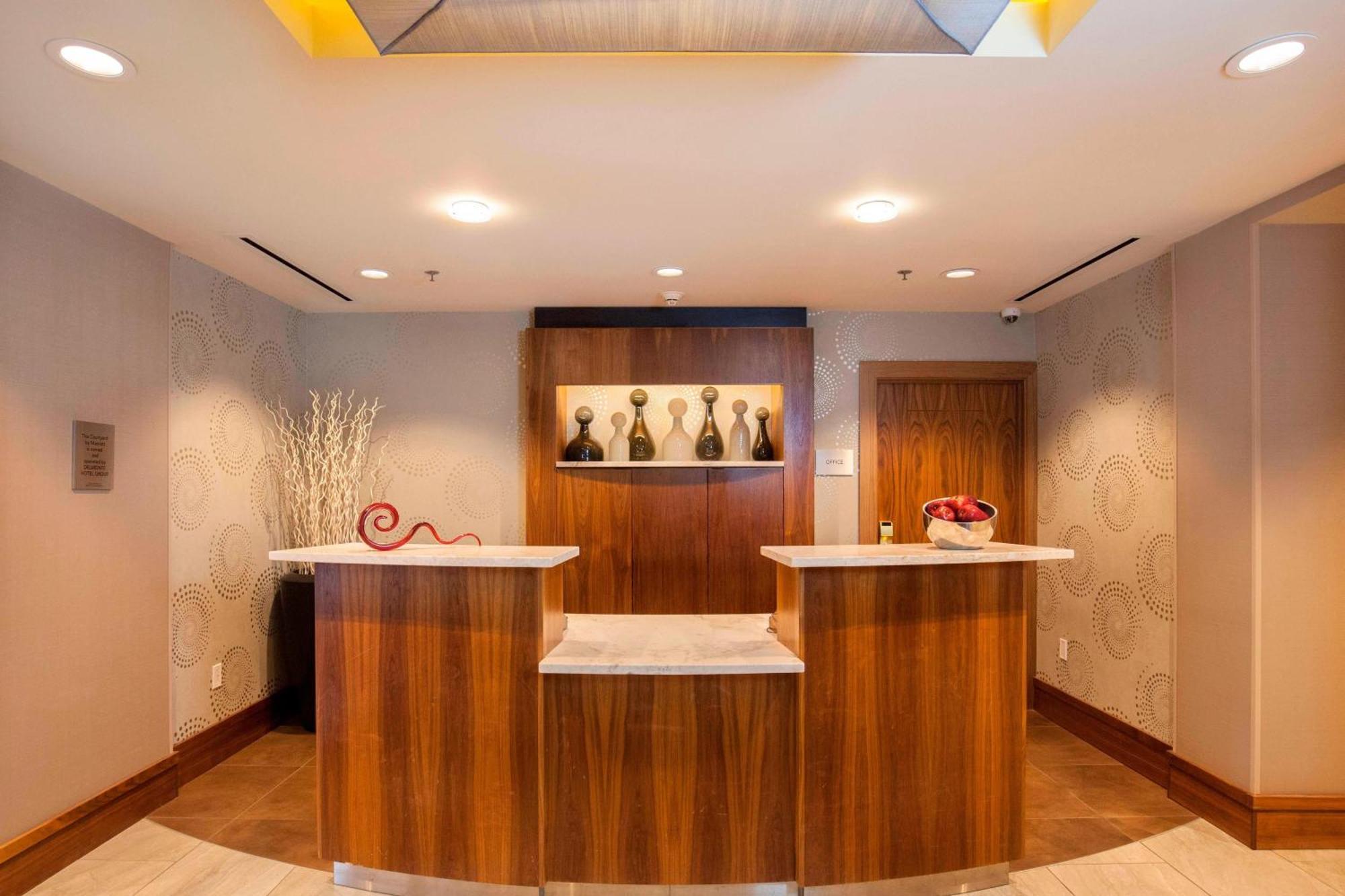 Courtyard By Marriott Ithaca Airport/University Eksteriør bilde