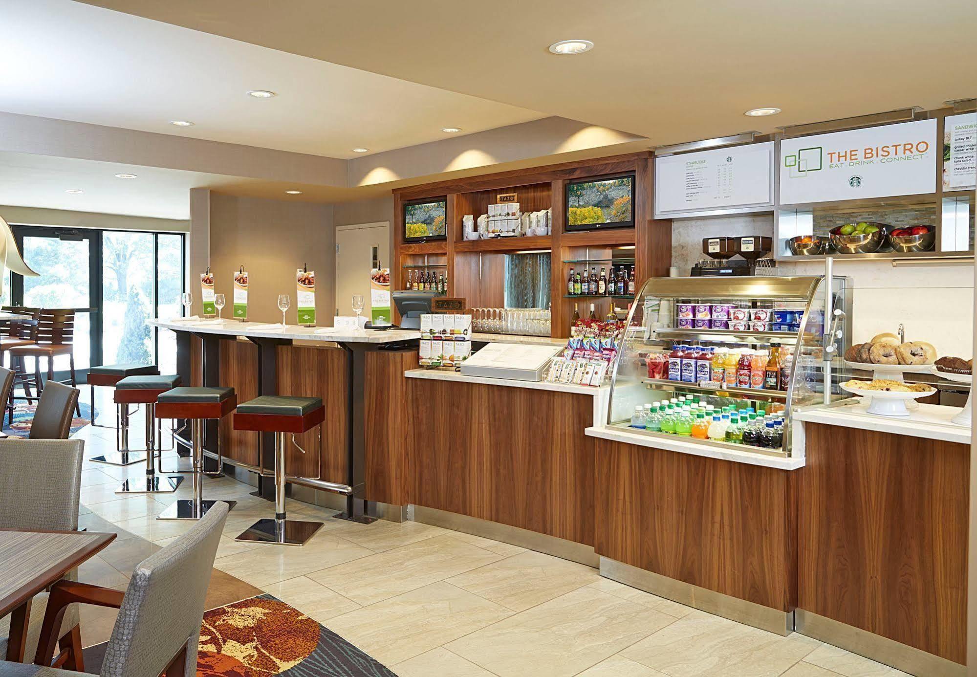 Courtyard By Marriott Ithaca Airport/University Eksteriør bilde
