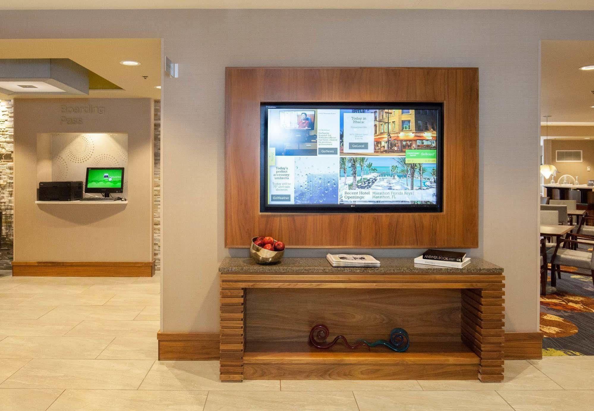 Courtyard By Marriott Ithaca Airport/University Eksteriør bilde
