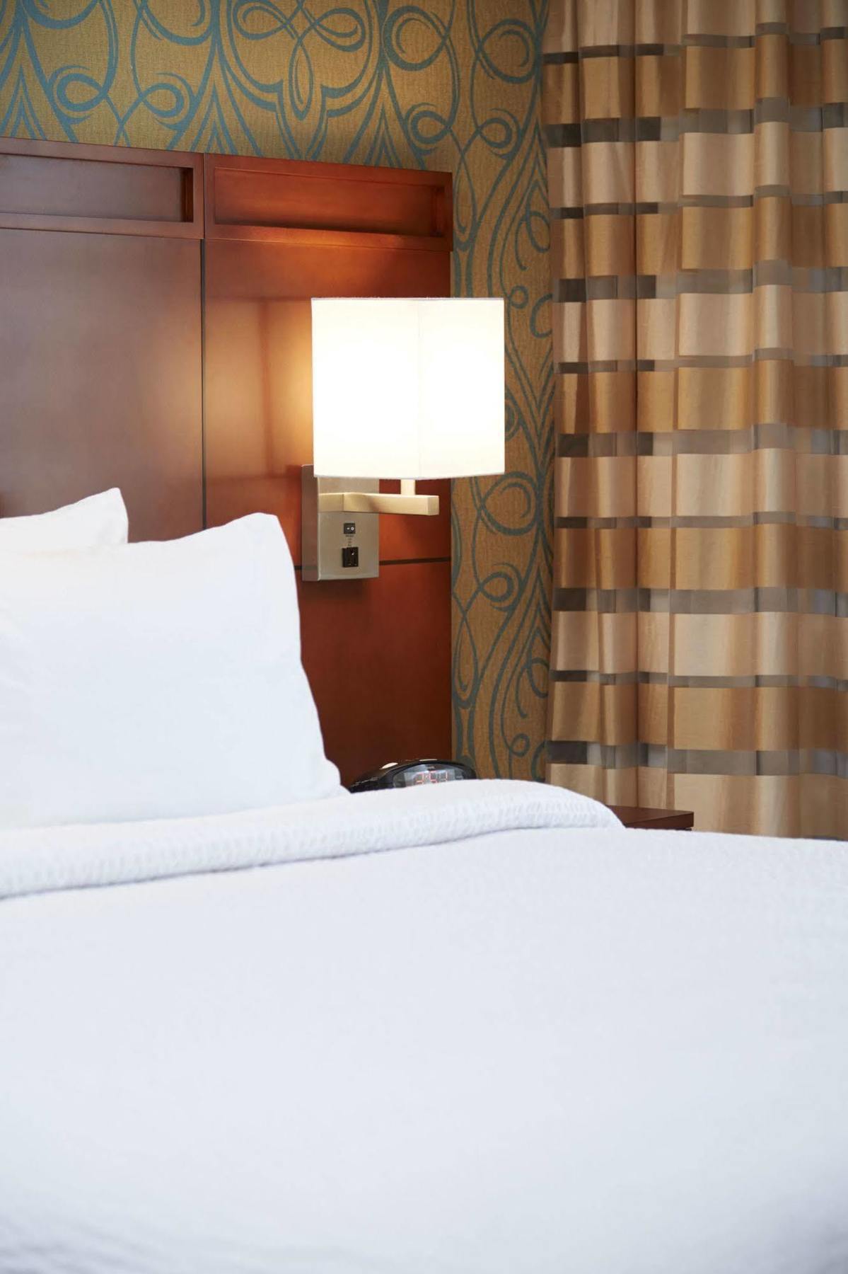 Courtyard By Marriott Ithaca Airport/University Eksteriør bilde