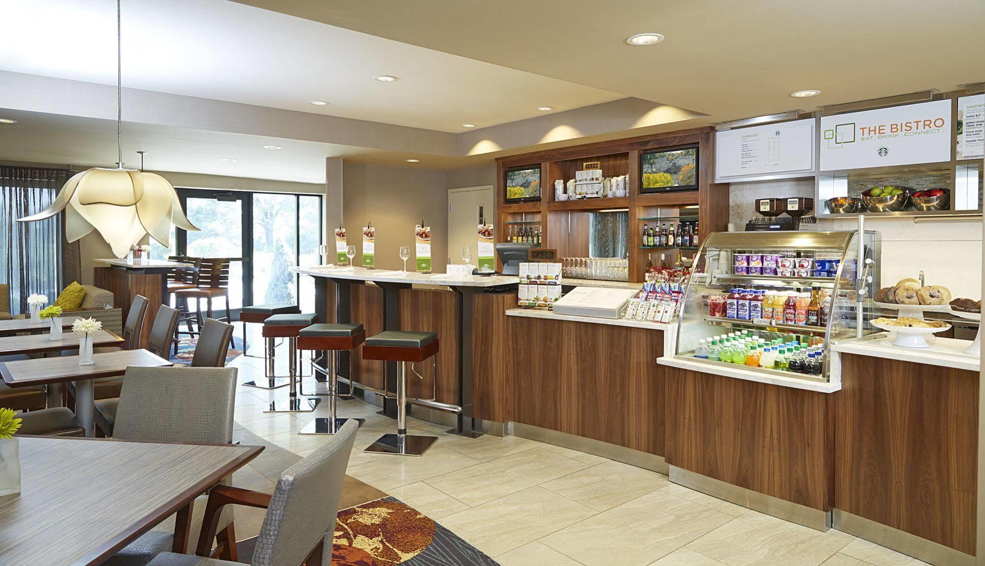 Courtyard By Marriott Ithaca Airport/University Eksteriør bilde